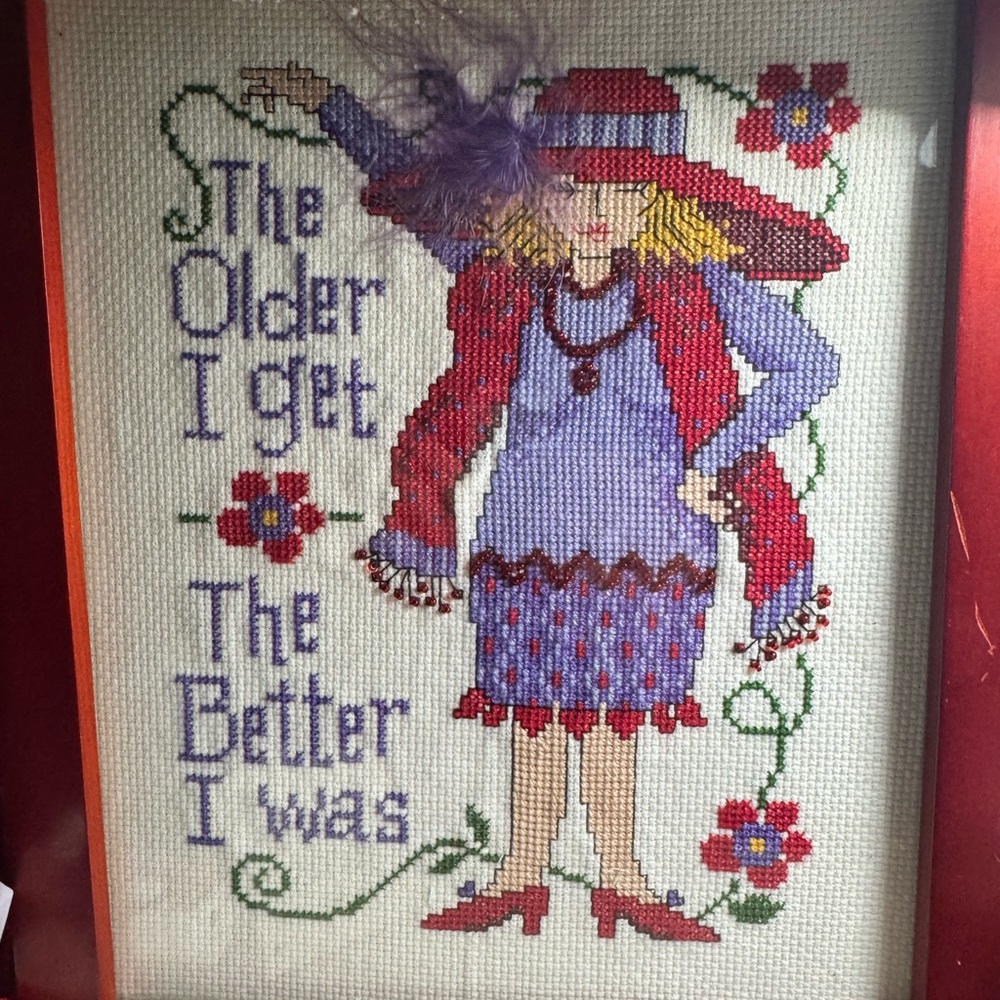 Red Hat Society Collection - New Products - Notepads, Ribbon, Brooch, Pen Holder